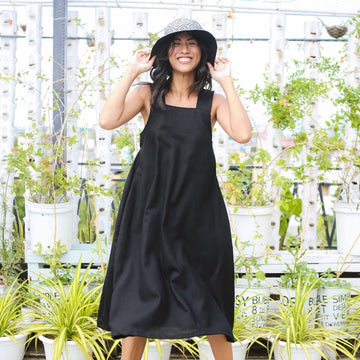 The Easy Jumper Dress Black