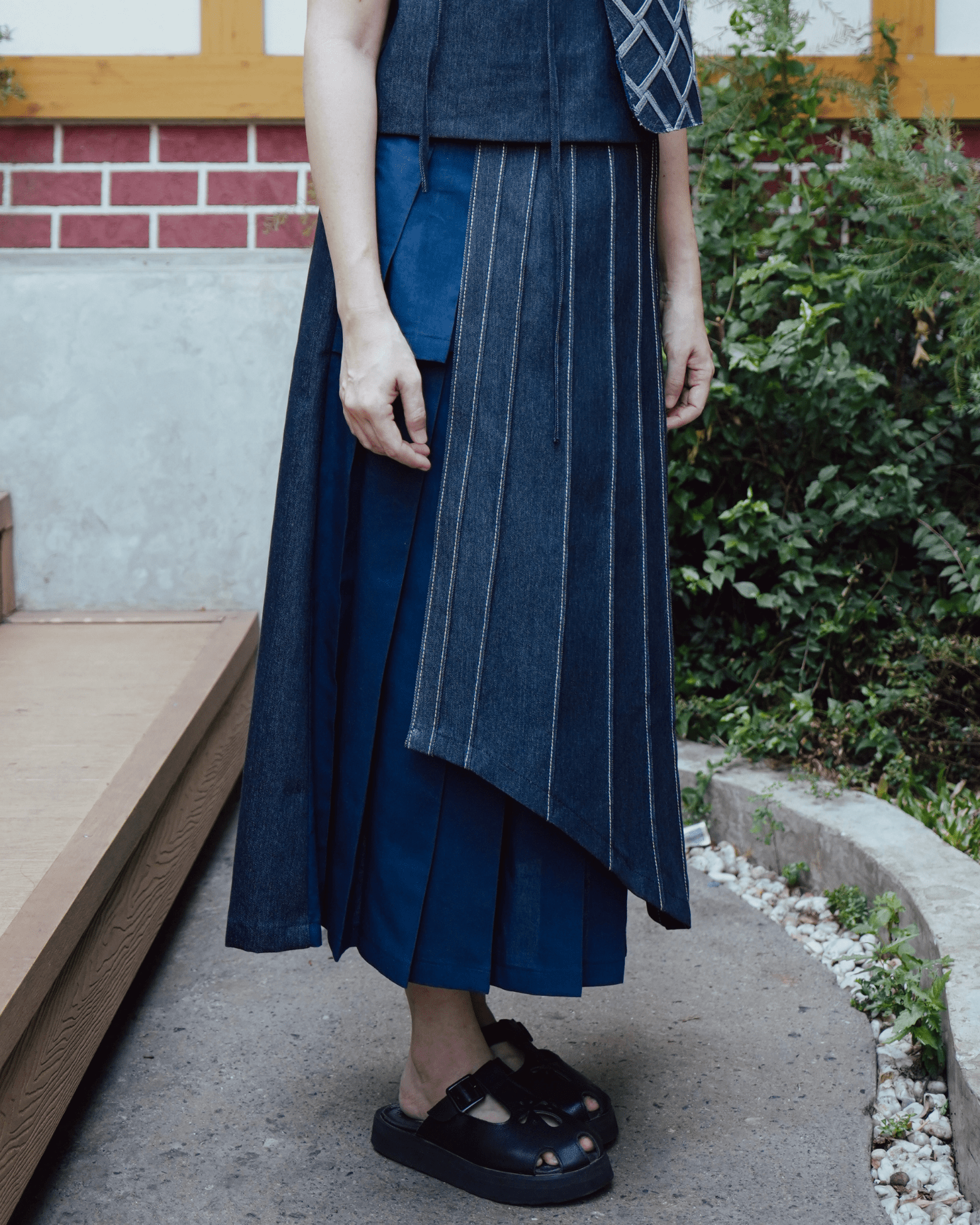 2-Way Pleated Wrap Skirt Navy Blue Fashion R2R On Repeat