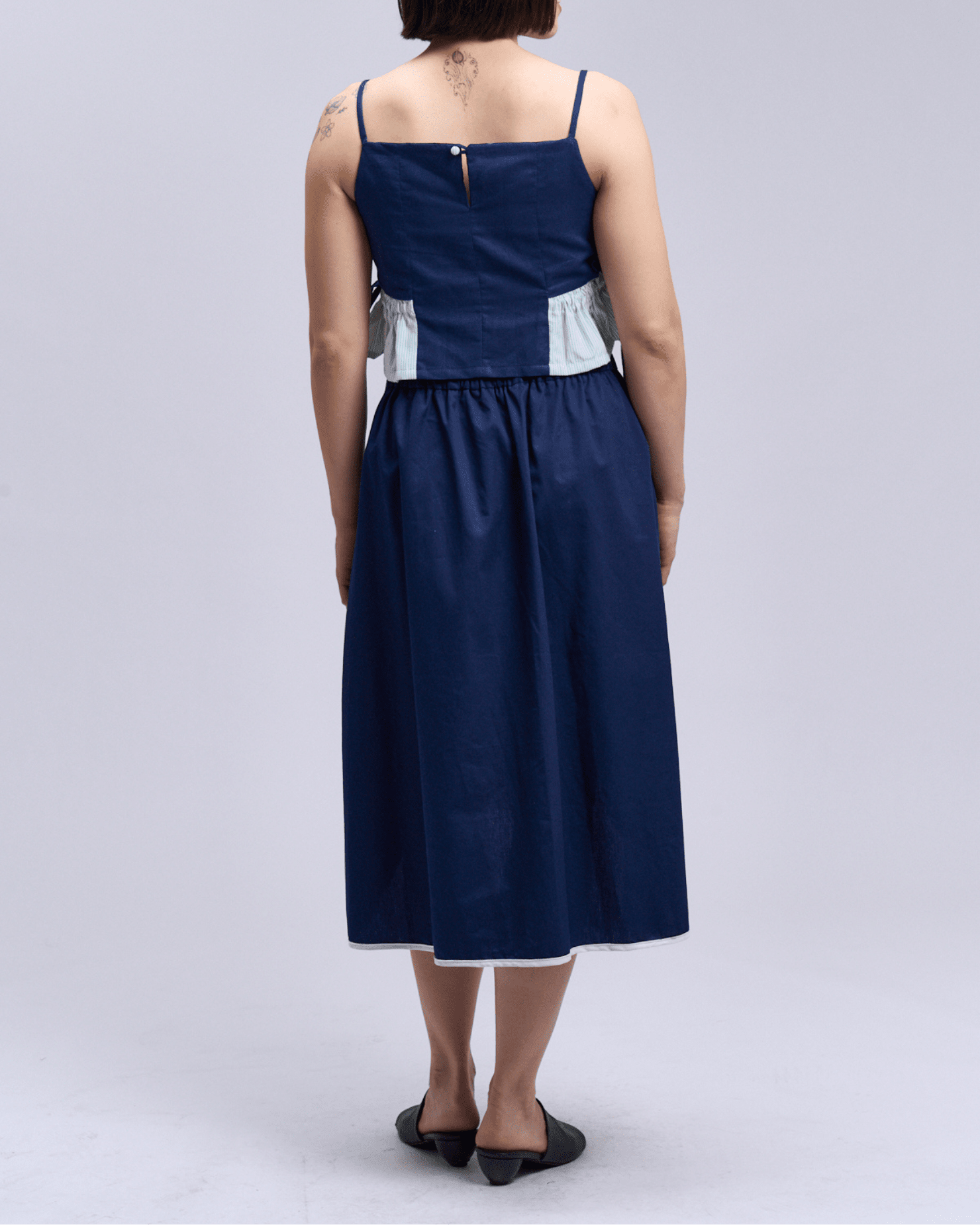 Kahit Saan Skirt Navy Fashion Rags2Riches