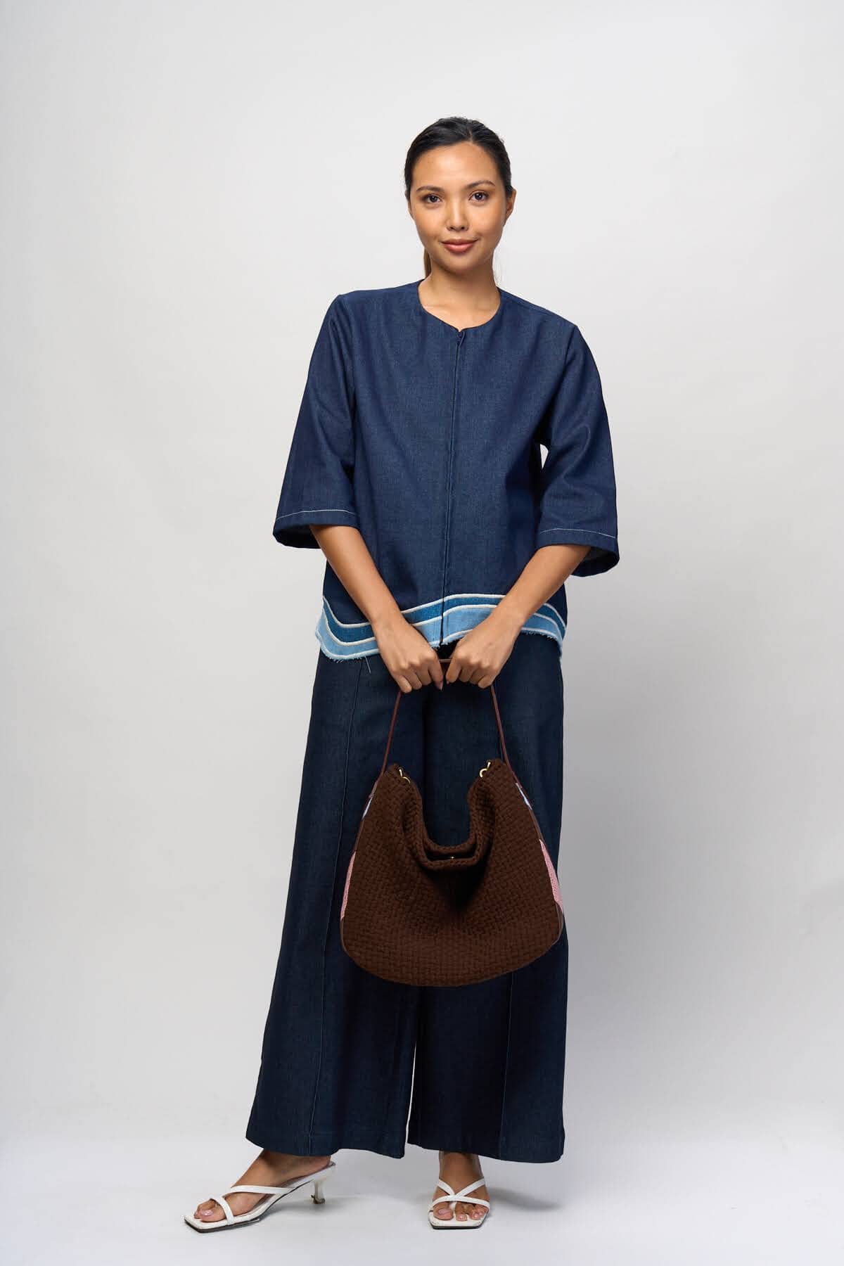 [Ready Today] Buslo Medley Light blue & red, medium brown leather Fashion Rags2Riches