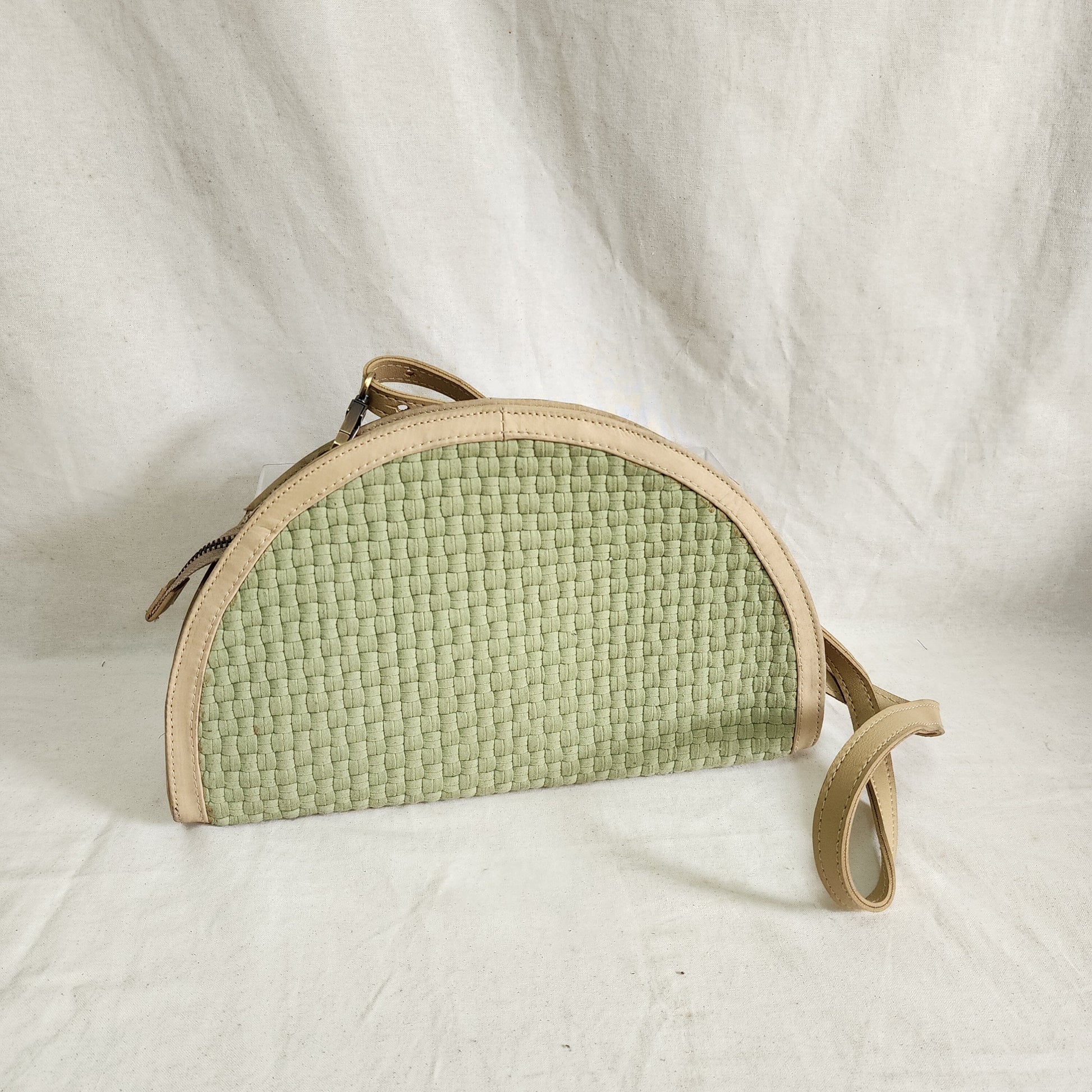 [SAMPLE] Taco Sling Apple Green Fashion Rags2Riches
