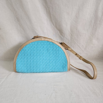 [SAMPLE] Taco Sling Light Blue