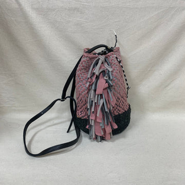 [SAMPLE] Woven Bucket Bag Purposeful Pink