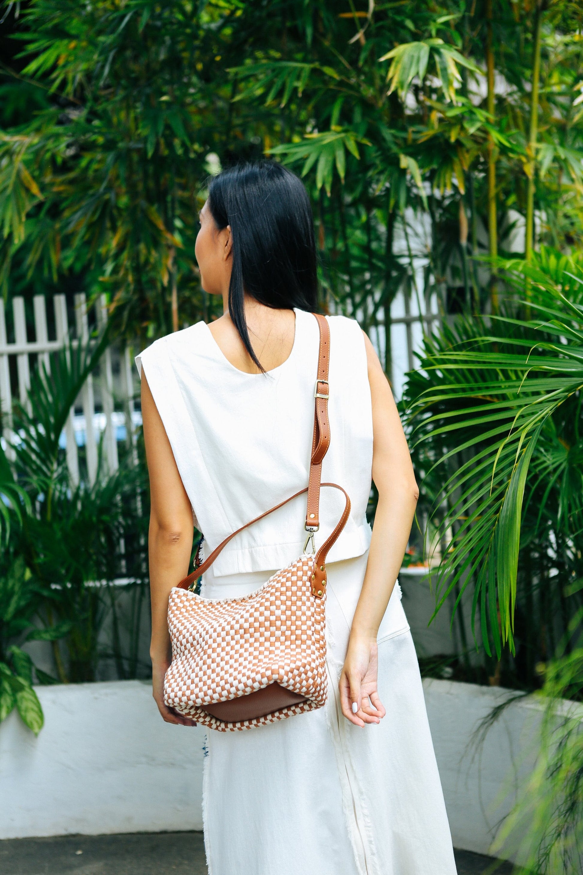 [Ready Today] Buslo Mini Checkerboard Tan & Beige with Longer Handle Fashion Rags2Riches